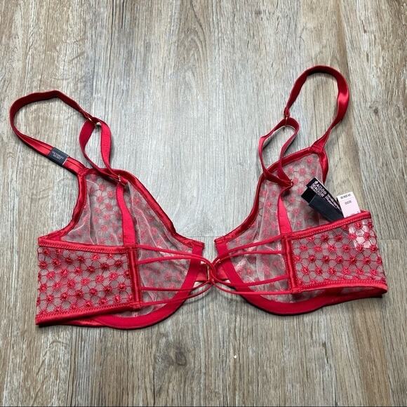 Victorias Secret 32DD red lace front hook - Picture 2 of 4